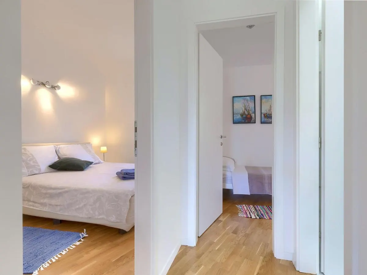 Holiday Home Sv- Ivan 1 By Interhome Pelegrin